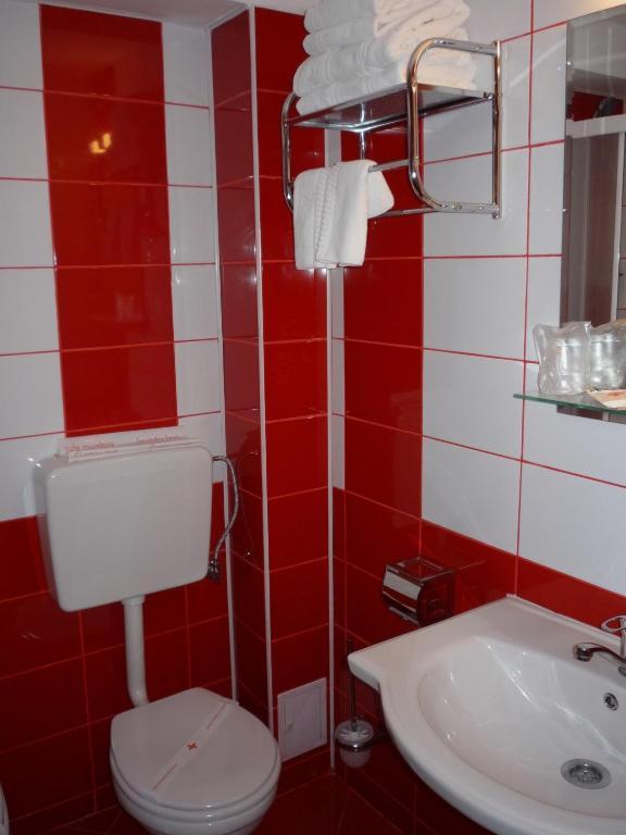 Hotel Sud Джурджу Экстерьер фото